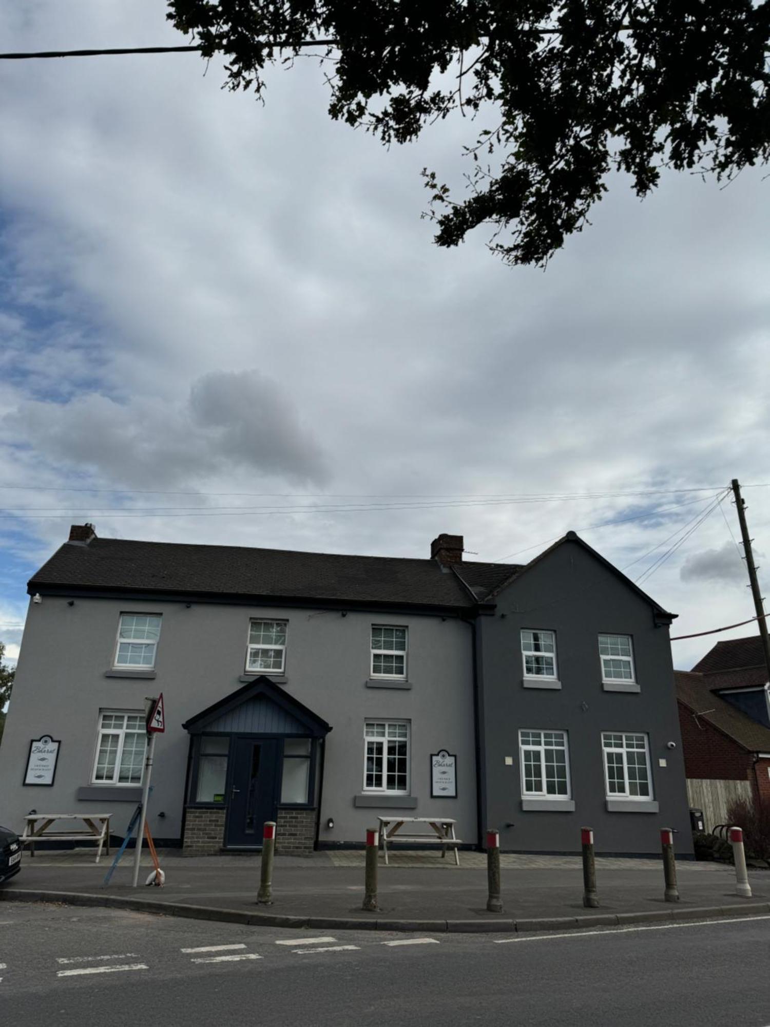 Cosy Countryside Stay- Waters Upton, Telford Bagian luar foto