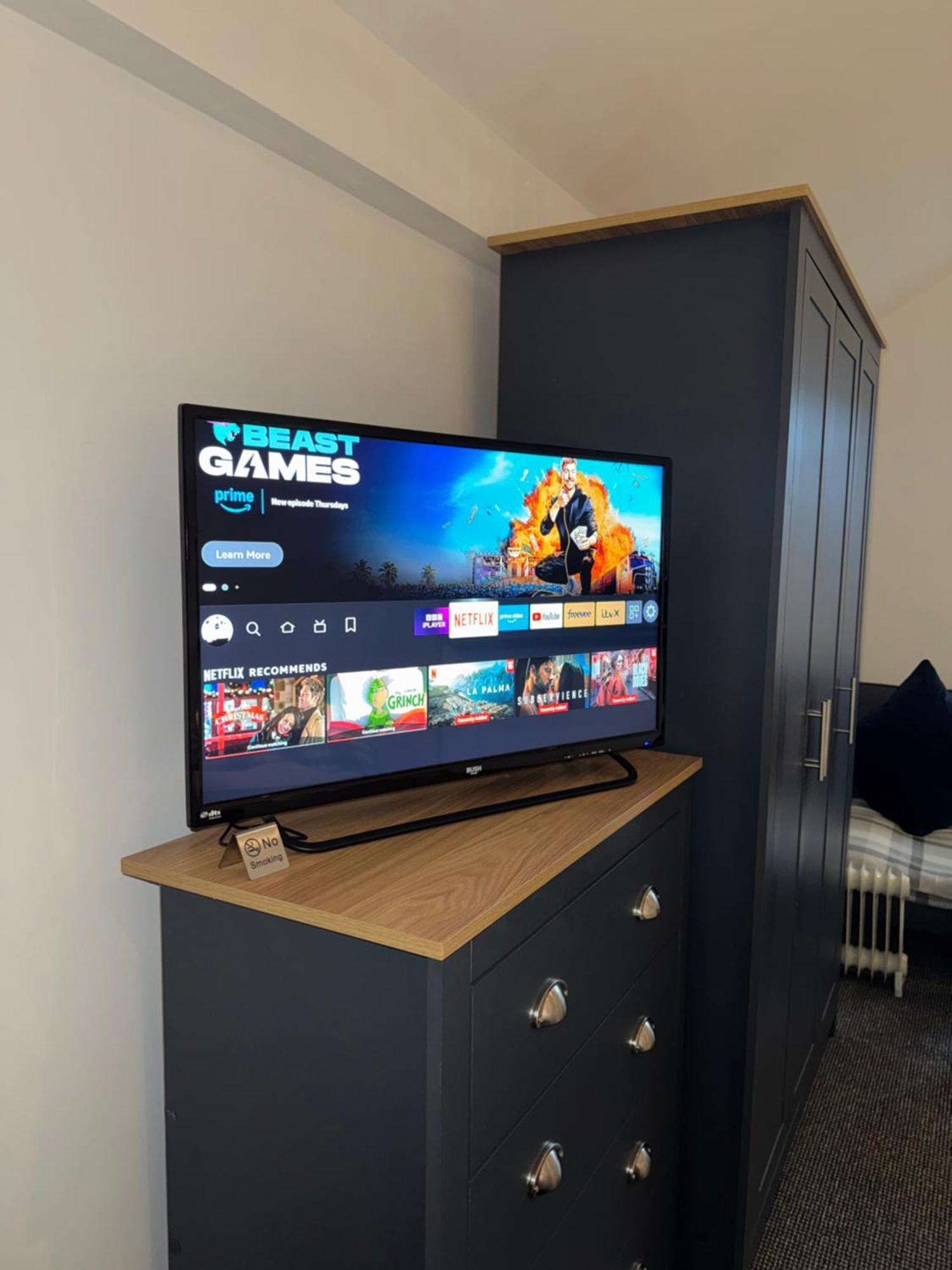 Cosy Countryside Stay- Waters Upton, Telford Bagian luar foto