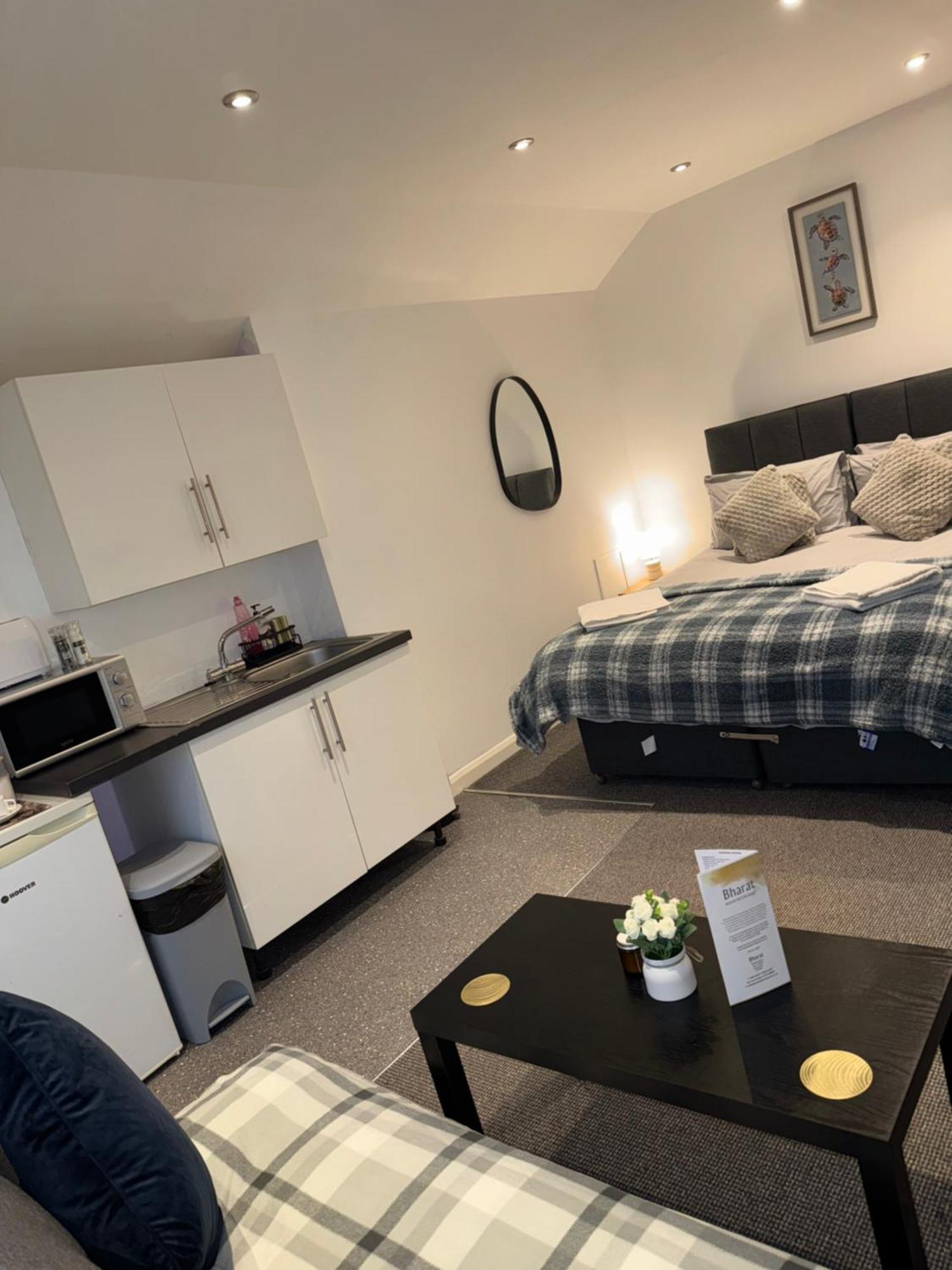 Cosy Countryside Stay- Waters Upton, Telford Bagian luar foto