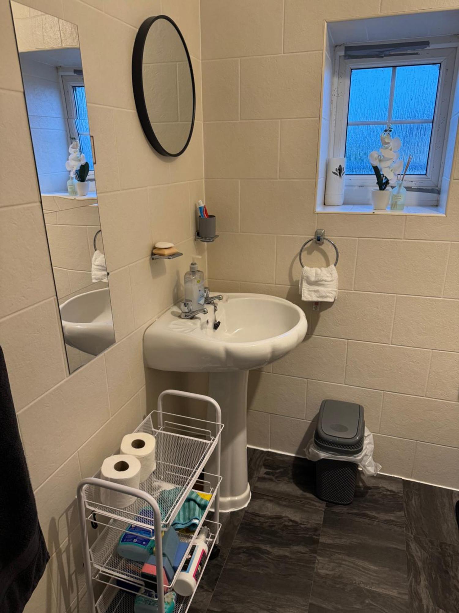 Cosy Countryside Stay- Waters Upton, Telford Bagian luar foto